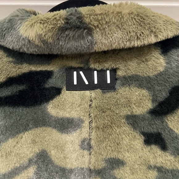 Anthropologie NVLT Vincenza Camo Faux Fur Jacket - Picture 10 of 12